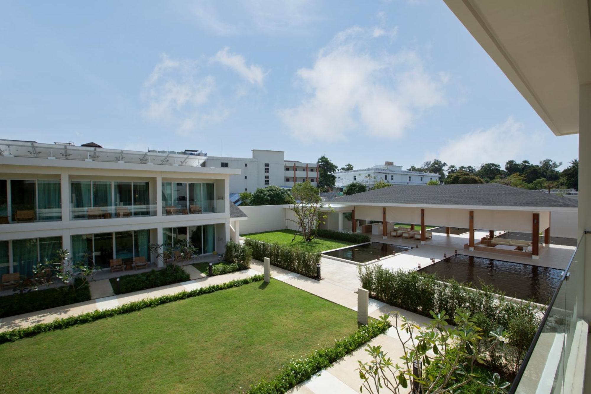Niranapa Boutique Resort Pantai Kata Bagian luar foto