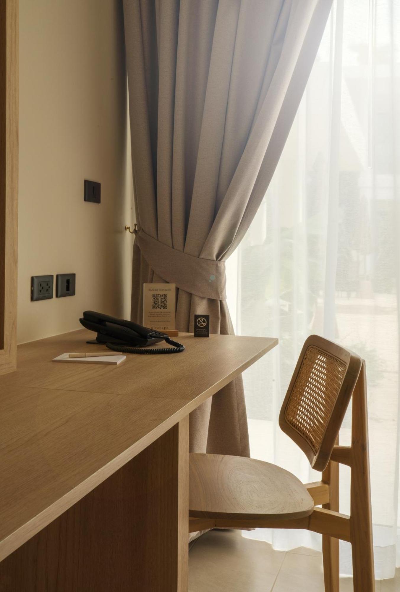 Niranapa Boutique Resort Pantai Kata Bagian luar foto